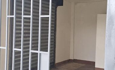 Casa rentera en venta en Av. Domingo Comín AleB