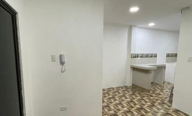 Departamento 1er Piso Avenida domingo comin - Guasmo Central, RobA