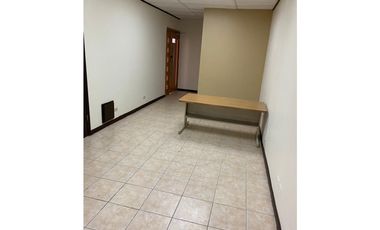 Oficina corporativa  95m2 en renta Edificio Triunfo