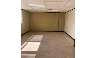 Oficina corporativa  95m2 en renta Edificio Triunfo