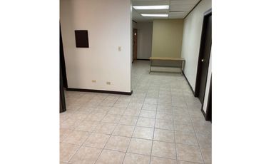 Oficina corporativa  95m2 en renta Edificio Triunfo