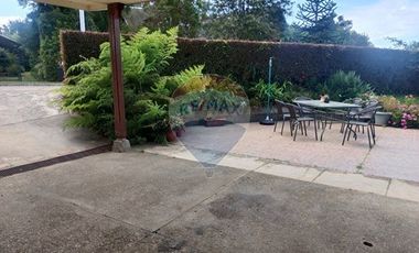 SE VENDE CASA CON VISTA DESPEJADA EN LOS NOTROS