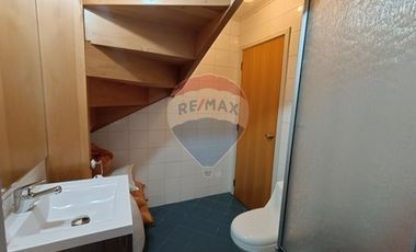 SE VENDE CASA CON VISTA DESPEJADA EN LOS NOTROS