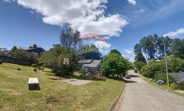 SE VENDE CASA CON VISTA DESPEJADA EN LOS NOTROS