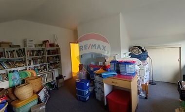SE VENDE CASA CON VISTA DESPEJADA EN LOS NOTROS