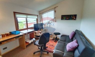 SE VENDE CASA CON VISTA DESPEJADA EN LOS NOTROS