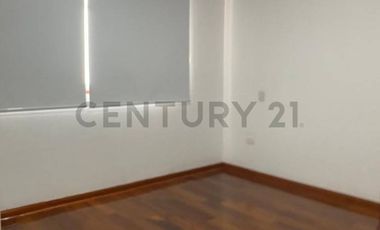 ALQUILER DE LINDA CASA EN CONDOMINIO - HUACHO