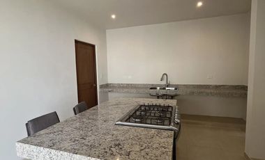 Casa de una planta con piscina incluida en privada residencial y 3 habitaciones