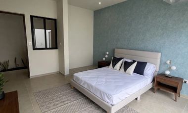 Casa de una planta con piscina incluida en privada residencial y 3 habitaciones