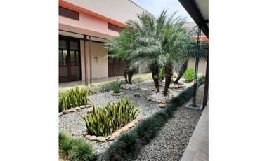 VENTA CASA CAMPESTRE VIA  VILLAVICENCIO-RESTREPO EN COND.CASA DE CAMPO