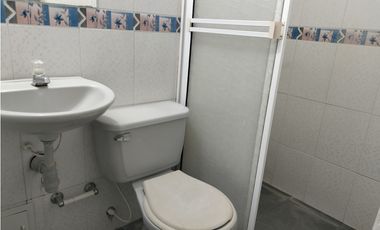 SE VENDE O ARRIENDA CASA DE USO COMERCIAL, SANTA MARTA