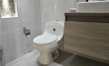 SE VENDE O ARRIENDA CASA DE USO COMERCIAL, SANTA MARTA