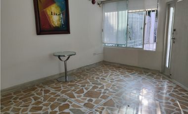 SE VENDE O ARRIENDA CASA DE USO COMERCIAL, SANTA MARTA