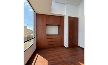 VENDO HERMOSA CASA PARA ESTRENAR EN CHIA