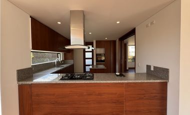 VENDO HERMOSA CASA PARA ESTRENAR EN CHIA