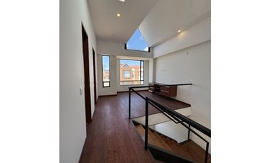 VENDO HERMOSA CASA PARA ESTRENAR EN CHIA