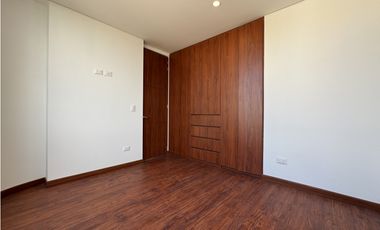 VENDO HERMOSA CASA PARA ESTRENAR EN CHIA