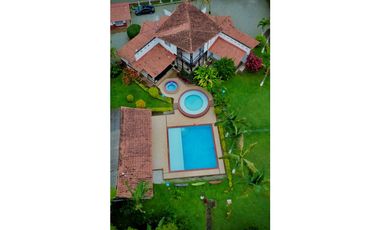 CASA HOTEL EN VENTA - KM 4 VIA ARMENIA - LA TEBAIDA