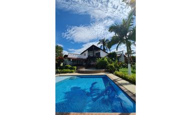 CASA HOTEL EN VENTA - KM 4 VIA ARMENIA - LA TEBAIDA