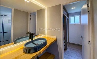 Apartamento Amoblado en El Poblado, cerca de la Milla de Oro