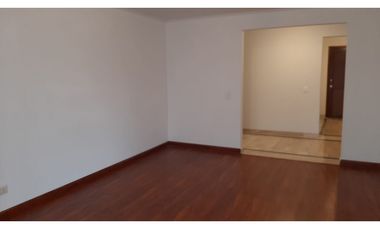 Apartamento con vista para arriendo en La Calleja