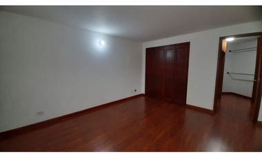Apartamento con vista para arriendo en La Calleja