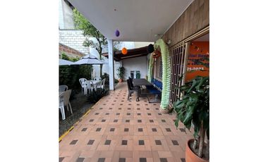 VENDO CASA EN EL POBLADO