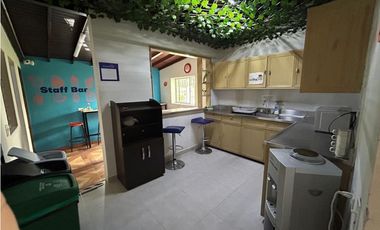 VENDO CASA EN EL POBLADO