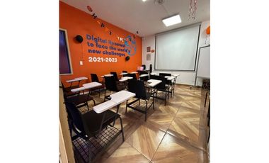 VENDO CASA EN EL POBLADO