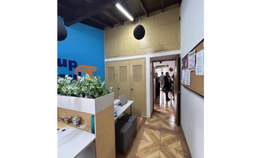 VENDO CASA EN EL POBLADO