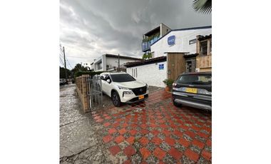 VENDO CASA EN EL POBLADO