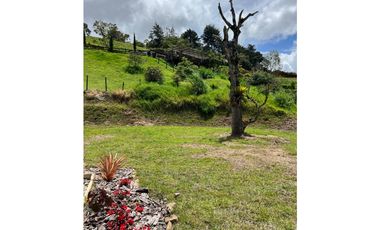 vendo casa finca campestre Marinilla vía al Peñol 6.400 m2 CH