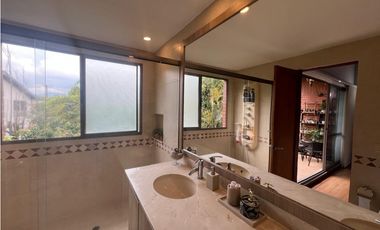 Casa en Venta en El Poblado sector San Lucas