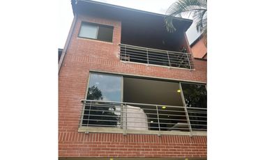 Casa en Venta en El Poblado sector San Lucas