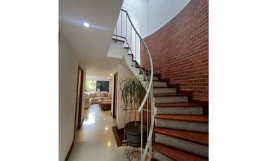 Casa en Venta en El Poblado sector San Lucas