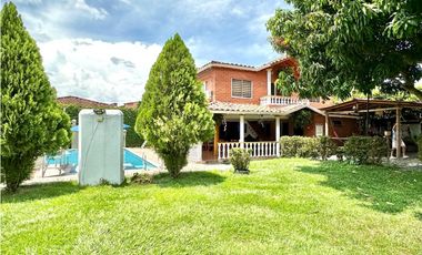Venta de Exclusiva Casa Campestre en San Jerónimo, Antioquia