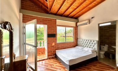Venta de Exclusiva Casa Campestre en San Jerónimo, Antioquia