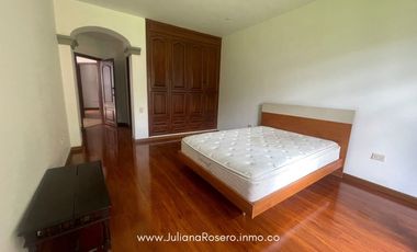 ARRIENDO HERMOSA CASA EN CAMPAMENTO