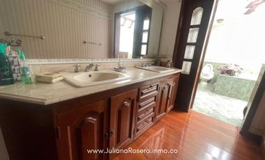 ARRIENDO HERMOSA CASA EN CAMPAMENTO