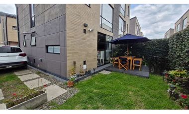 Vendemos hermosa casa en Chía !!