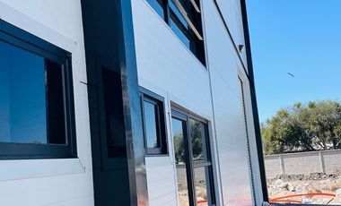 Bodega en venta 1080m2  zona Parque Industrial Querétaro. GPS
