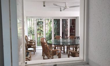 Casa en Venta en Villas Paracana, junto al Campo de Golf Palma Real, Ixtapa.