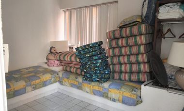 Casa en Venta en Villas Paracana, junto al Campo de Golf Palma Real, Ixtapa.