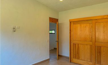CASA EN RENTA DENTRO DE CONDOMINIO EN AVANDARO VALLE DE BRAVO