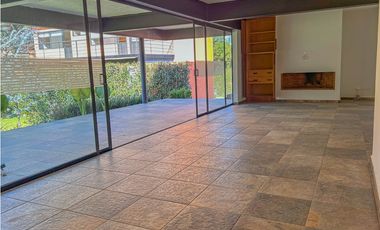 CASA EN RENTA DENTRO DE CONDOMINIO EN AVANDARO VALLE DE BRAVO