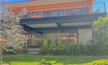 CASA EN RENTA DENTRO DE CONDOMINIO EN AVANDARO VALLE DE BRAVO