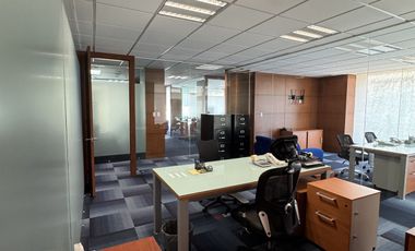 Oficinas Ejecutivas Amuebladas en Venta - Plaza Antigua, Zona Esmeralda