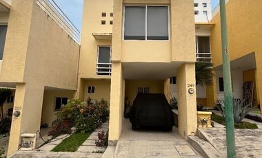 CASA EN VENTA EN PRIVADAS MACTUMATZA