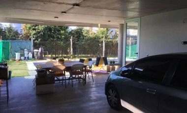 CASA SOBRE LOTE EXTERNO EN NUEVO QUILMES