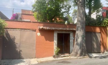 Casa en venta en Lomas de Axomiatla